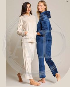 TUTA P5301 CON CAPPUCCIO DONNA JADEA