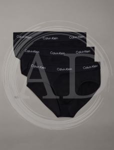 XWB - BLACK W BLACK